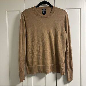 GAP Crewneck Sweater in Camel Brown